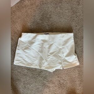 White fox mini skirt